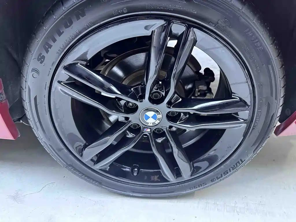 BMW 1 Series 2021 — фото 16