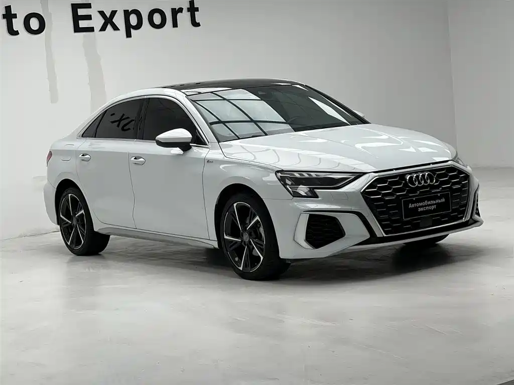 Audi A3 2021 — фото 3