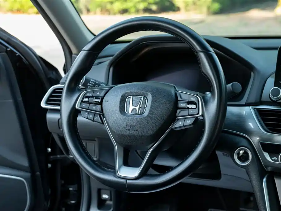 Honda Accord 2020 — фото 22