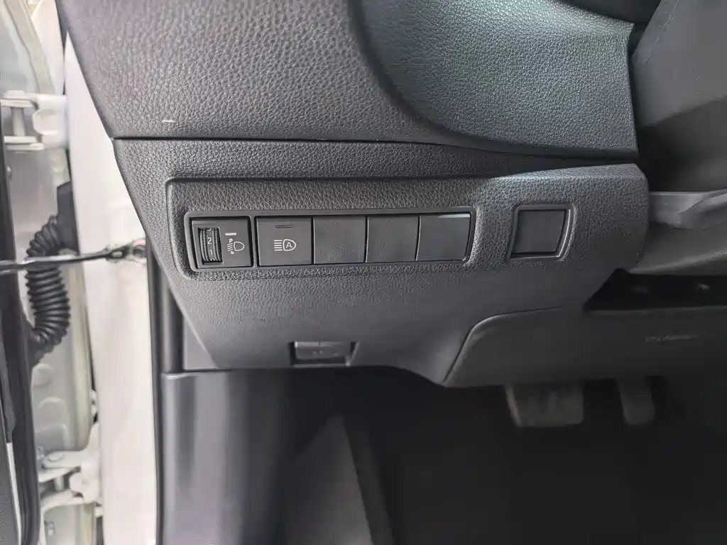 Toyota Levin 2023 — фото 20