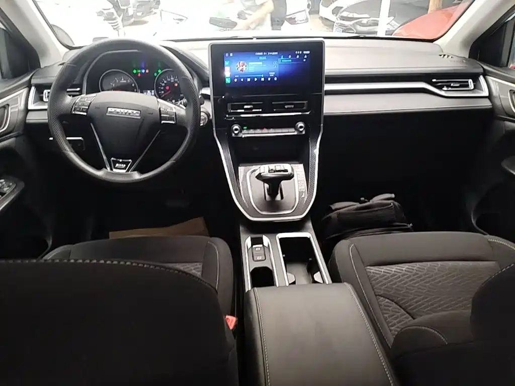 Haval M6 2024 — фото 10