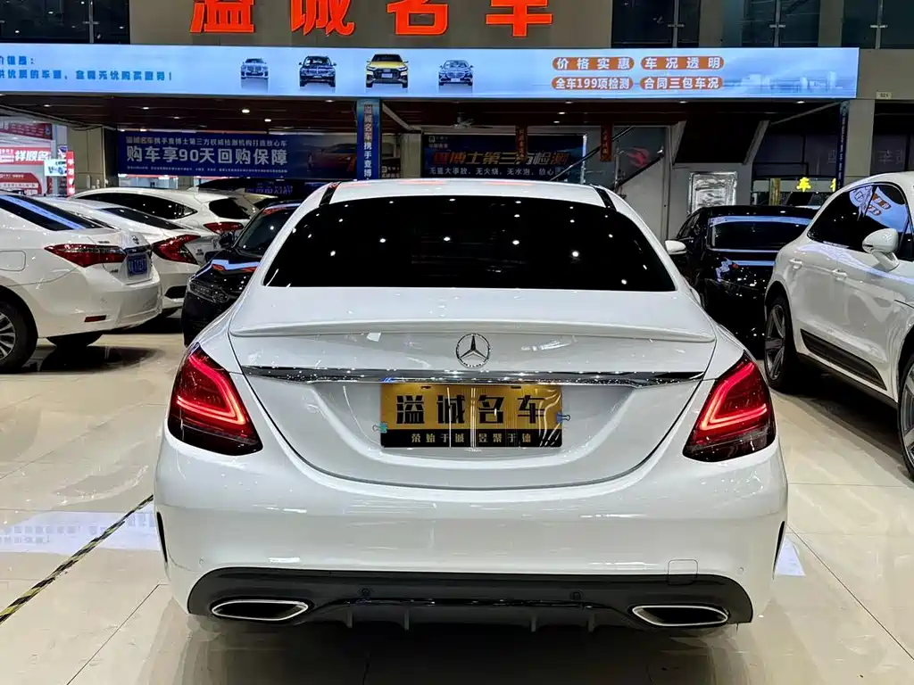 Mercedes-Benz C-Class 2019 — фото 14