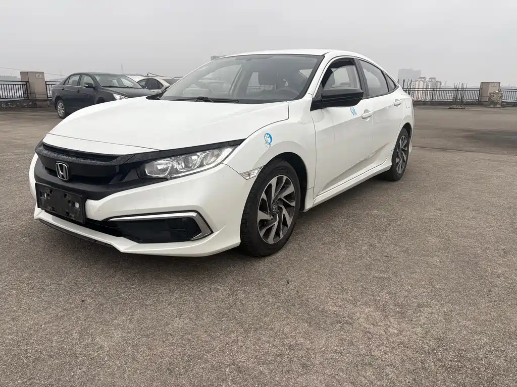 Honda Civic 2019 — фото 1