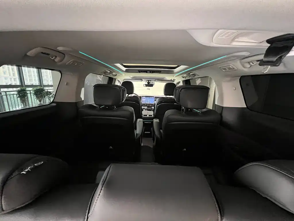 GAC Motor Trumpchi M8 2024 — фото 19