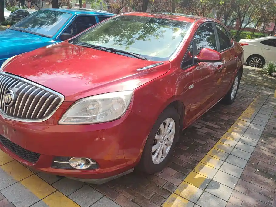 Buick Excelle GT 2015 — фото 1