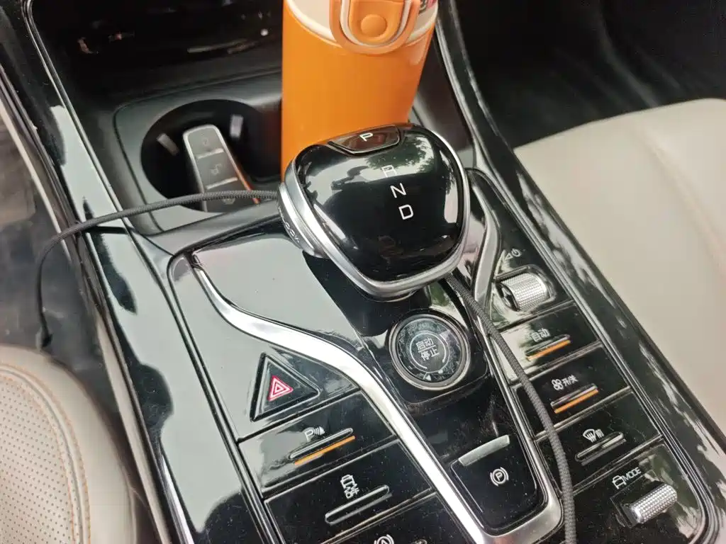 BYD Qin PLUS 2023 — фото 11