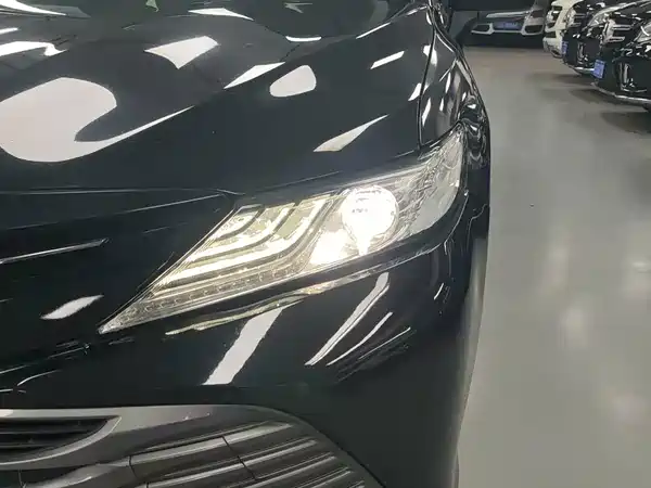 Toyota Camry 2019