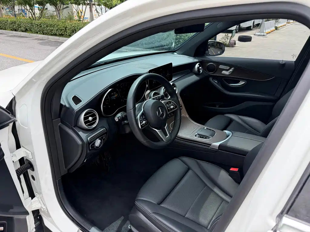 Mercedes-Benz GLC 2022 — фото 14