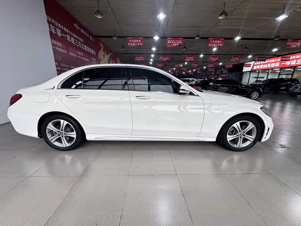 Mercedes-Benz C-Class 2021 — фото 3