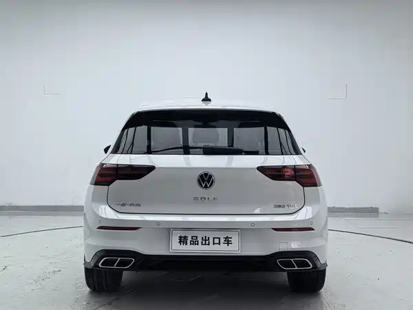 Volkswagen Golf 2023