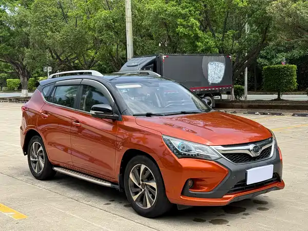 BYD Song 2016