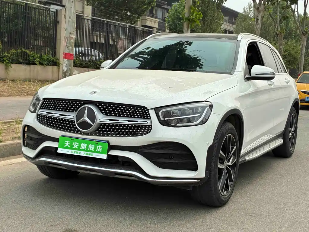 Mercedes-Benz GLC 2021 — фото 1