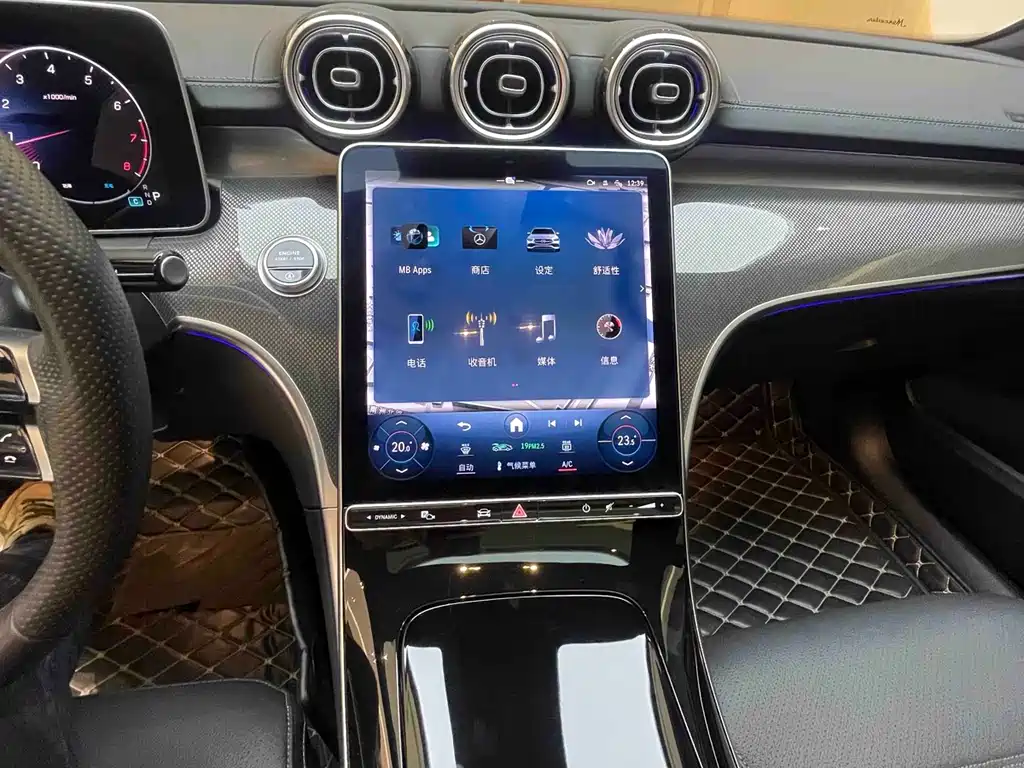 Mercedes-Benz C-Class 2023 — фото 15