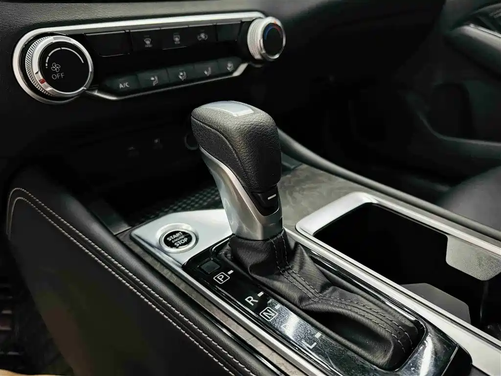 Nissan Teana 2024 — фото 16