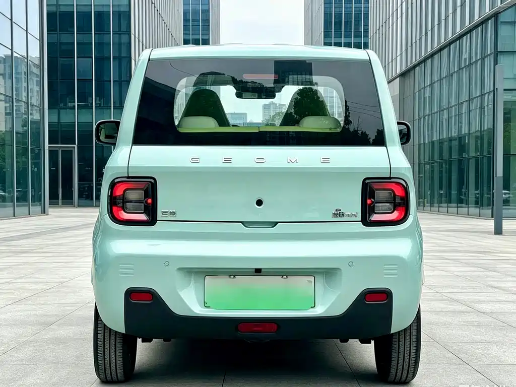 Geely Galaxy Panda 2023 — фото 11