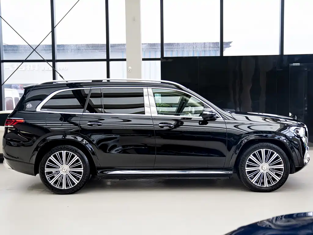 Mercedes-Benz GLS 2023 — фото 6