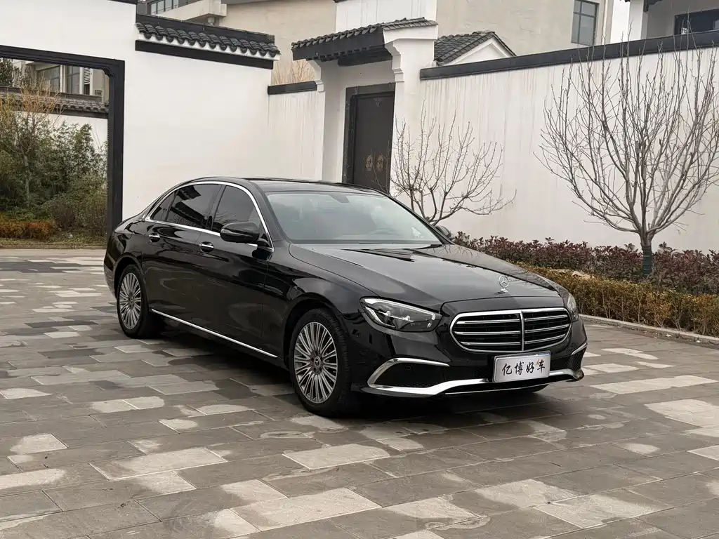 Mercedes-Benz E-Class 2022 — фото 2