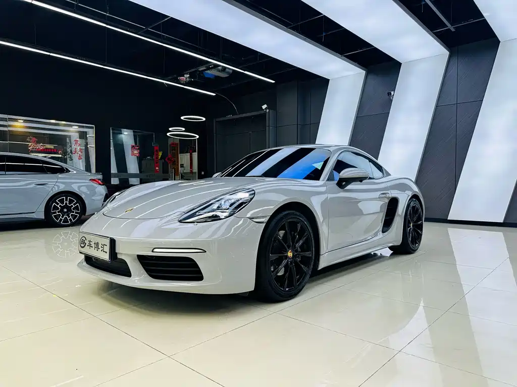 Porsche 718 2017