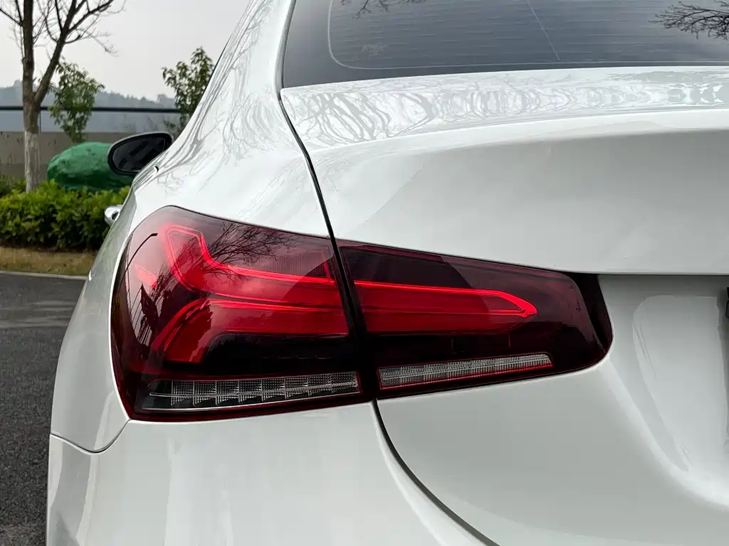 Mercedes-Benz A-Class 2021 — фото 24