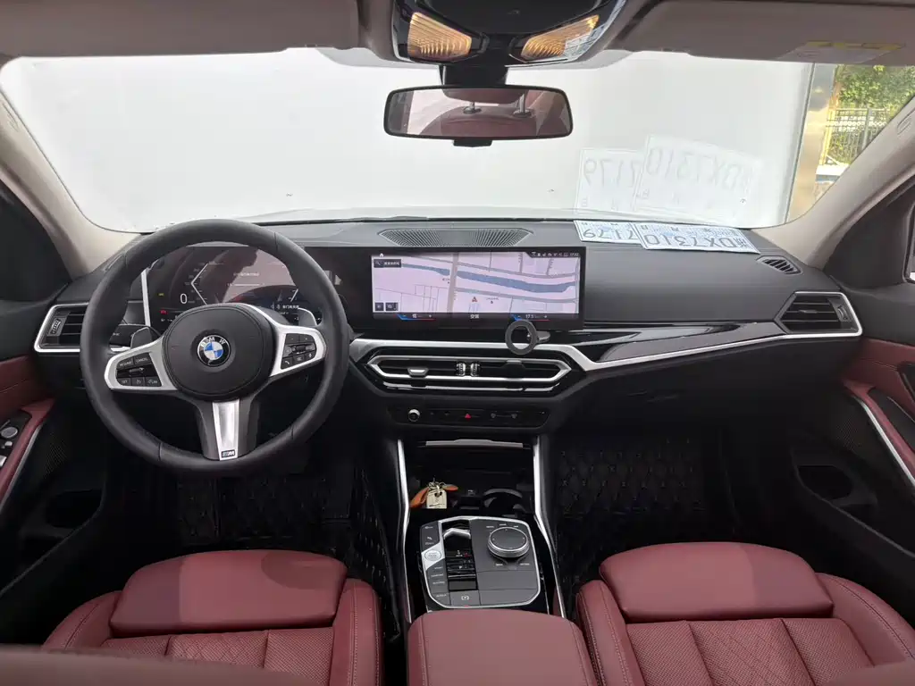 BMW 3 Series 2023 — фото 16