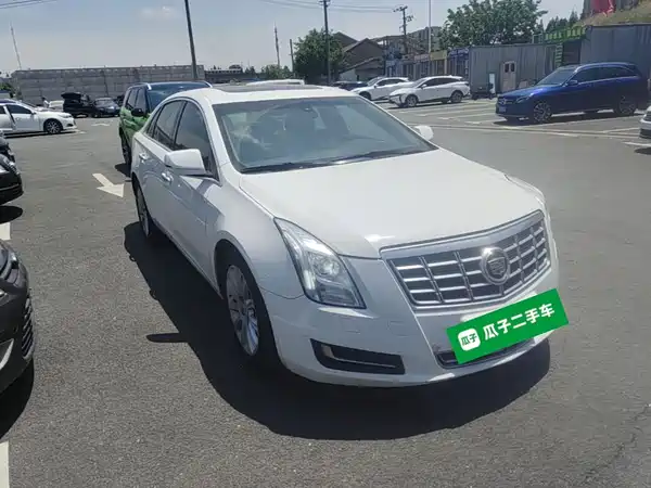 Cadillac XTS 2015