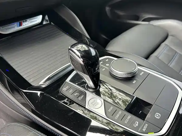 BMW X4 M40i 2025