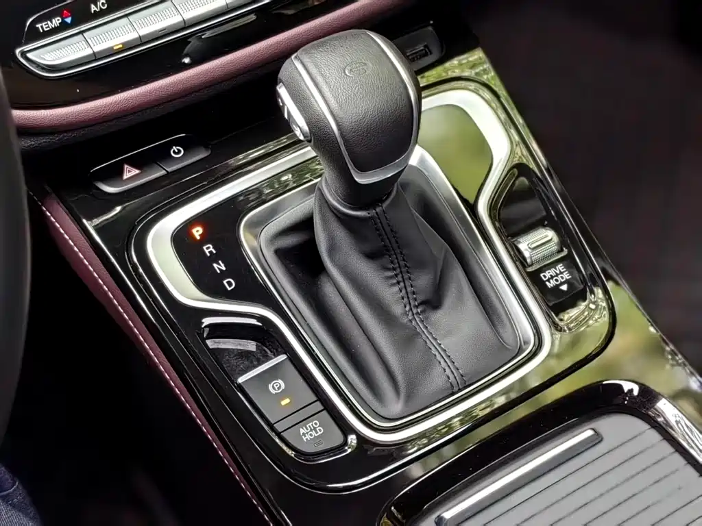 GAC Trumpchi M6 2023 — фото 5