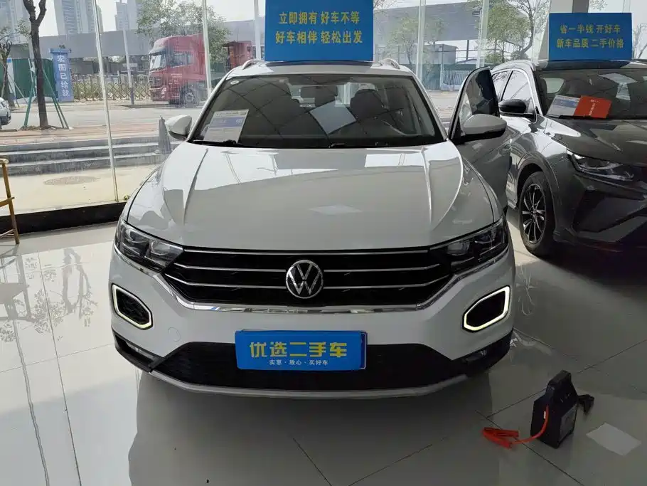 Volkswagen T-Roc 2023