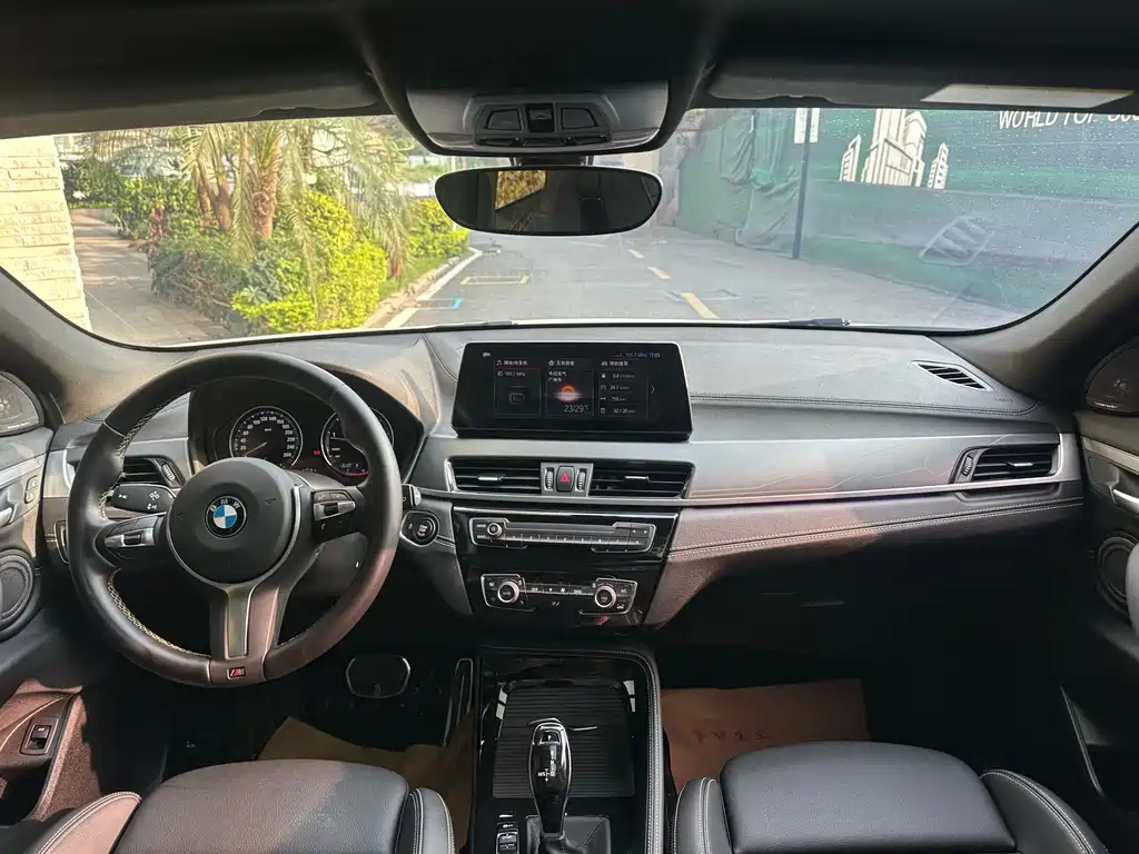 BMW X2 2023 — фото 13