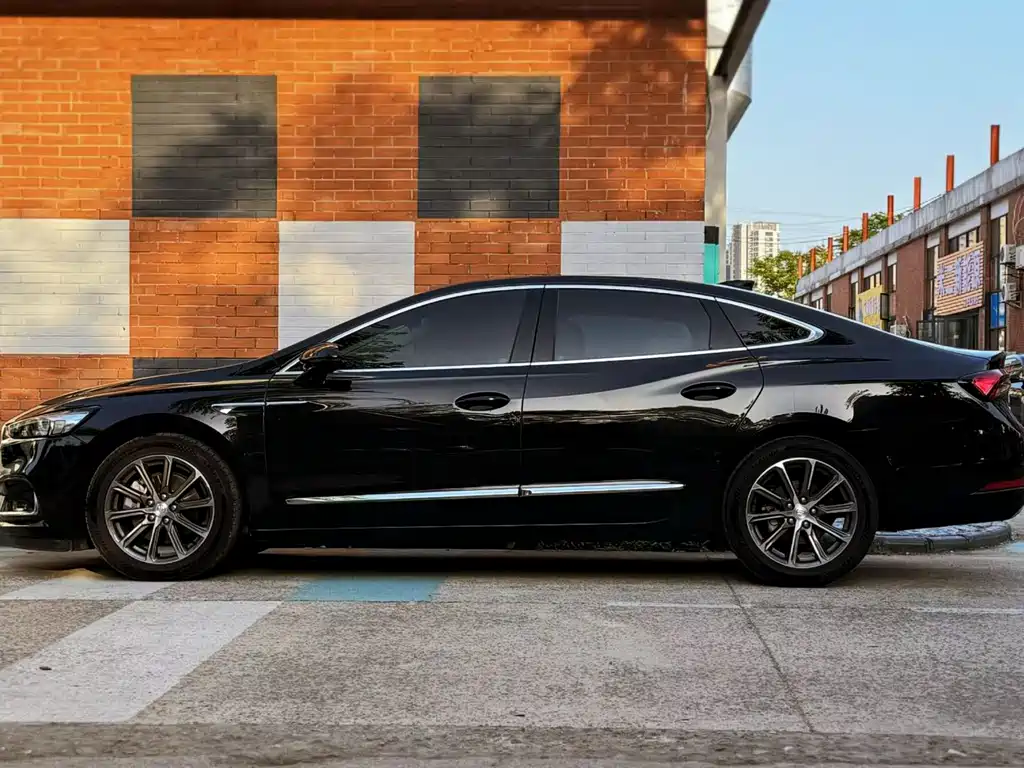 Buick LaCrosse 2020 — фото 3