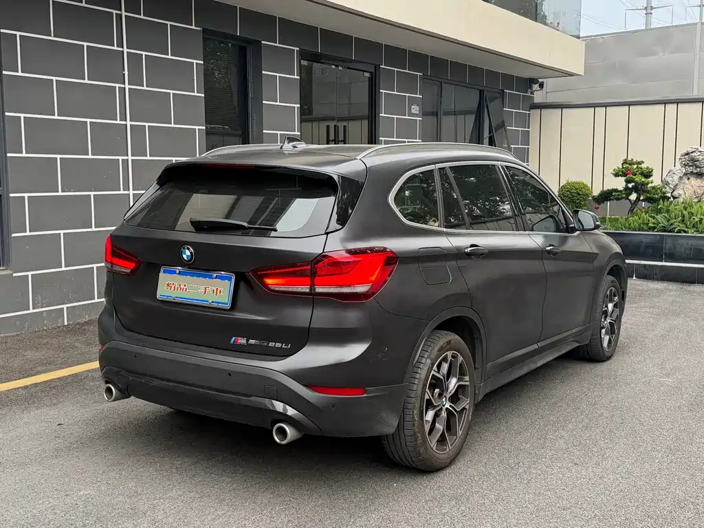 BMW X1 2022 — фото 4