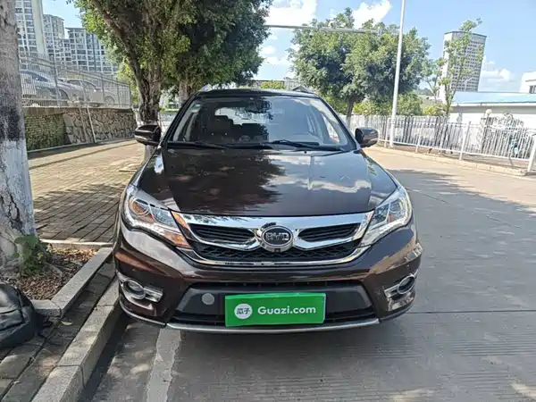 BYD S7 2015