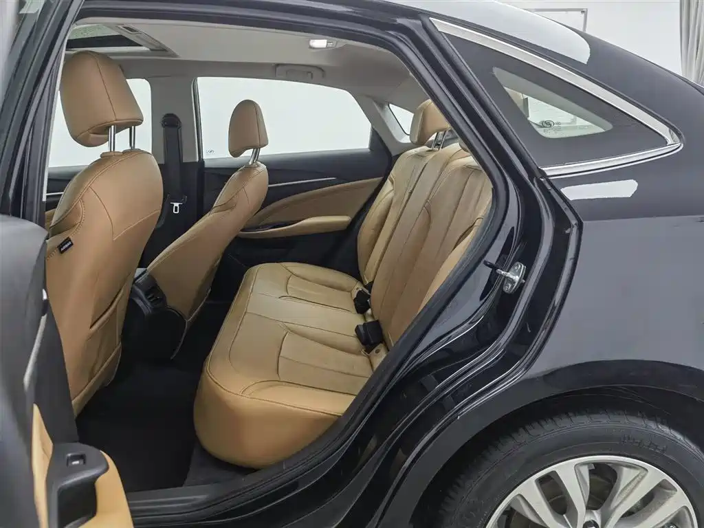 Buick Excelle 2019 — фото 15