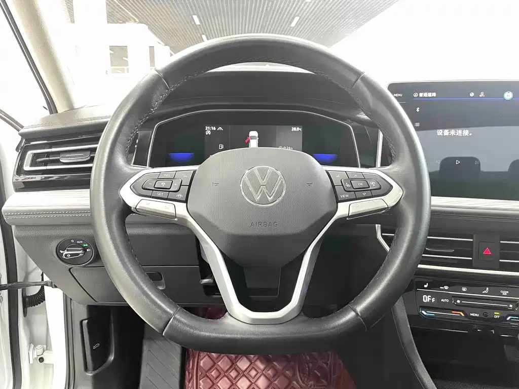Volkswagen Sagitar 2022