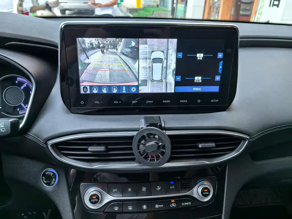 Hyundai Santa Fe 2019 — фото 17