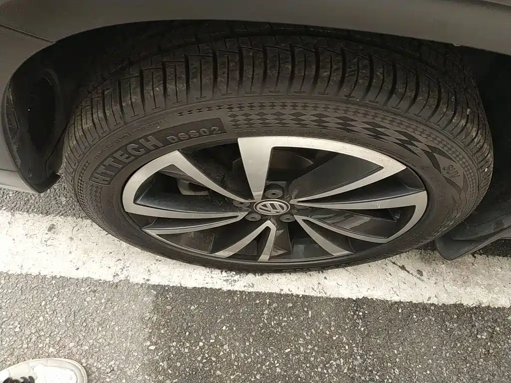 Volkswagen Tharu 2019 — фото 23
