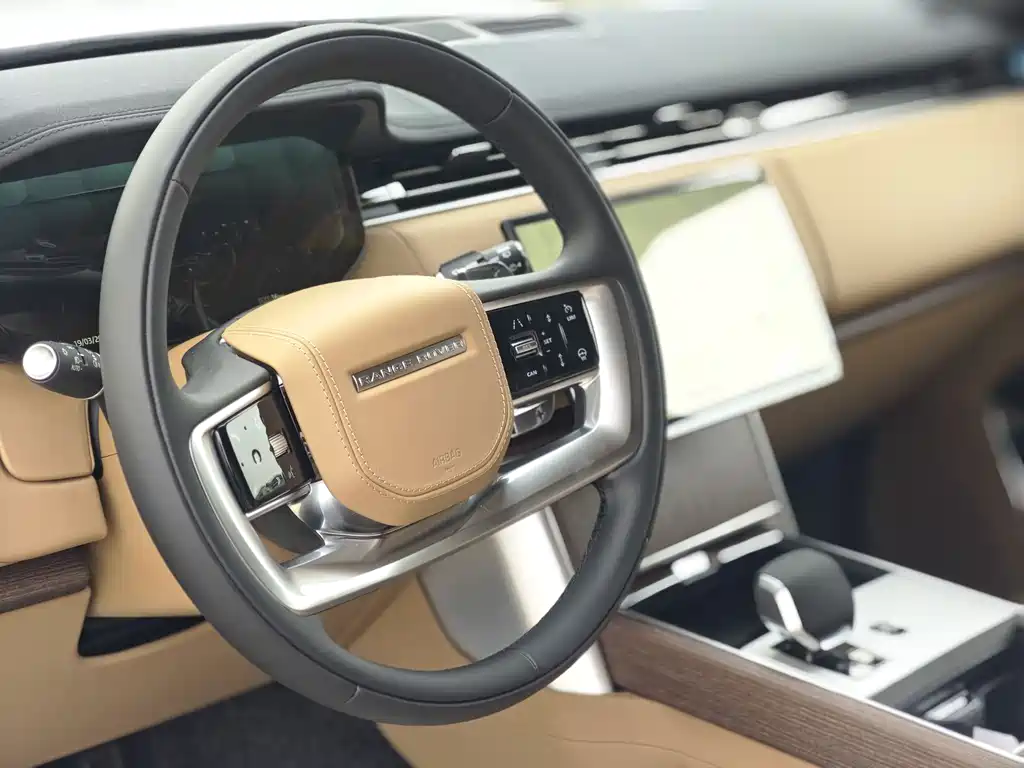 Land Rover Range Rover 2026 — фото 16