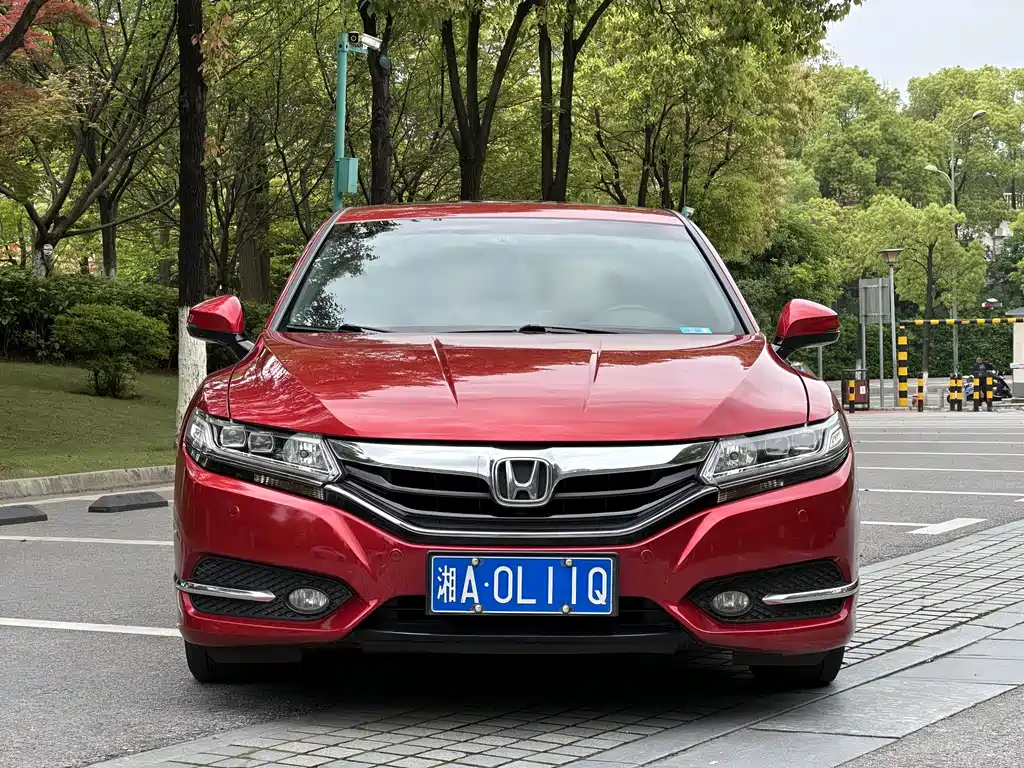 Honda Spirior 2016 — фото 2