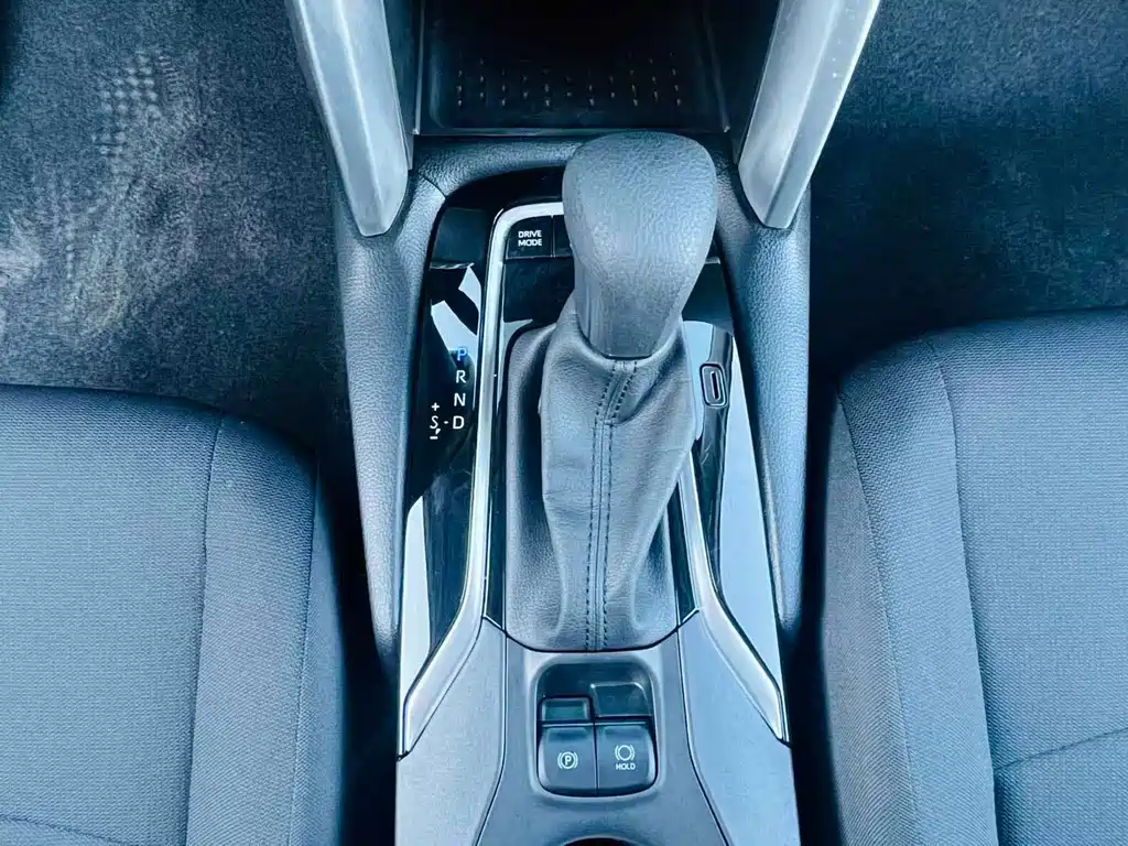 Toyota Corolla Cross 2024 — фото 10