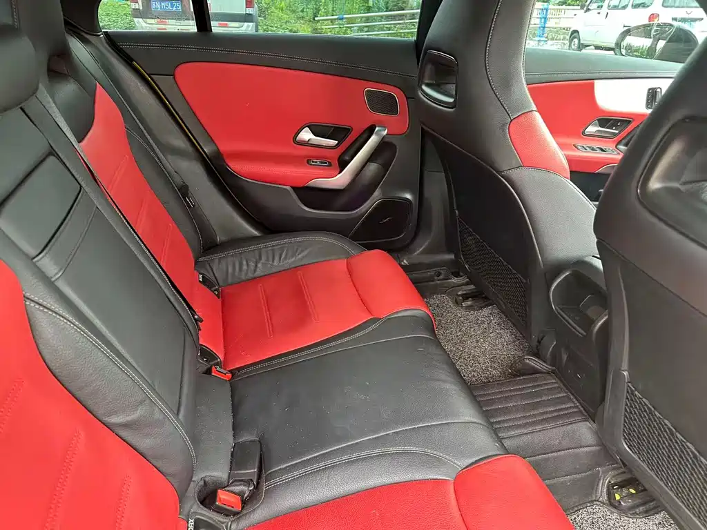 Mercedes-Benz CLA AMG 2023 — фото 8
