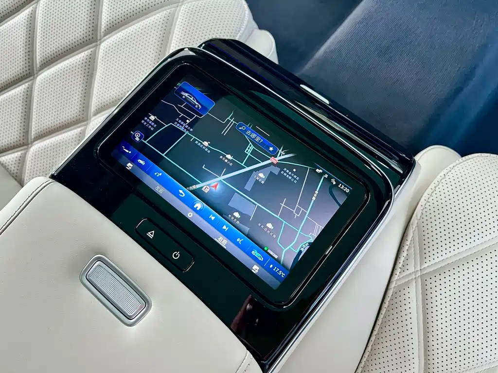 Mercedes-Benz Maybach S-Class 2024 — фото 20