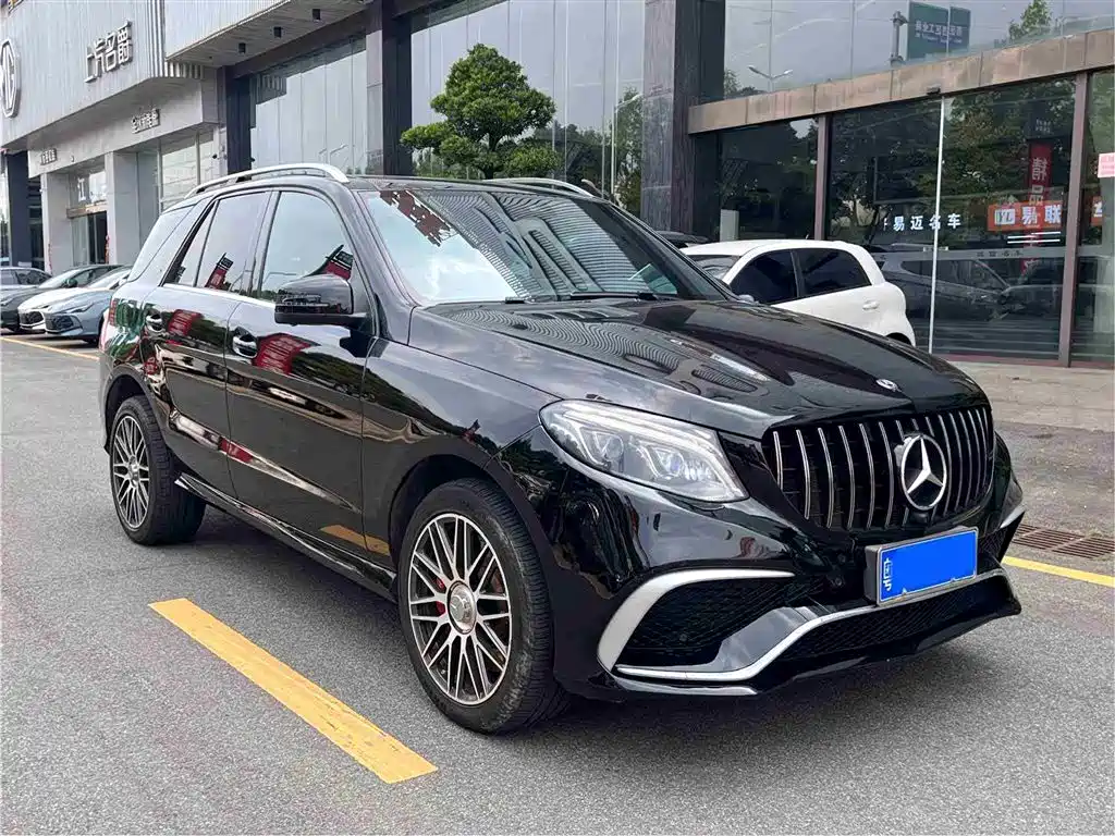 Mercedes-Benz GLE 2017 — фото 3