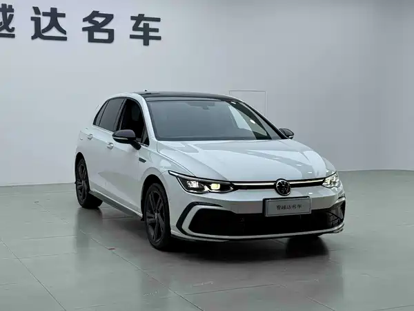 Volkswagen Golf 2024