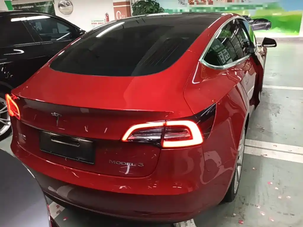 Tesla Model 3 2020 — фото 4