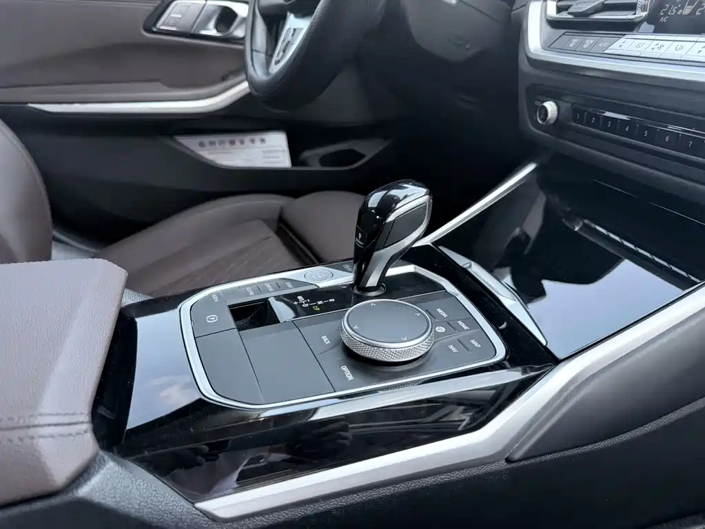 BMW 3 Series 2022 — фото 13