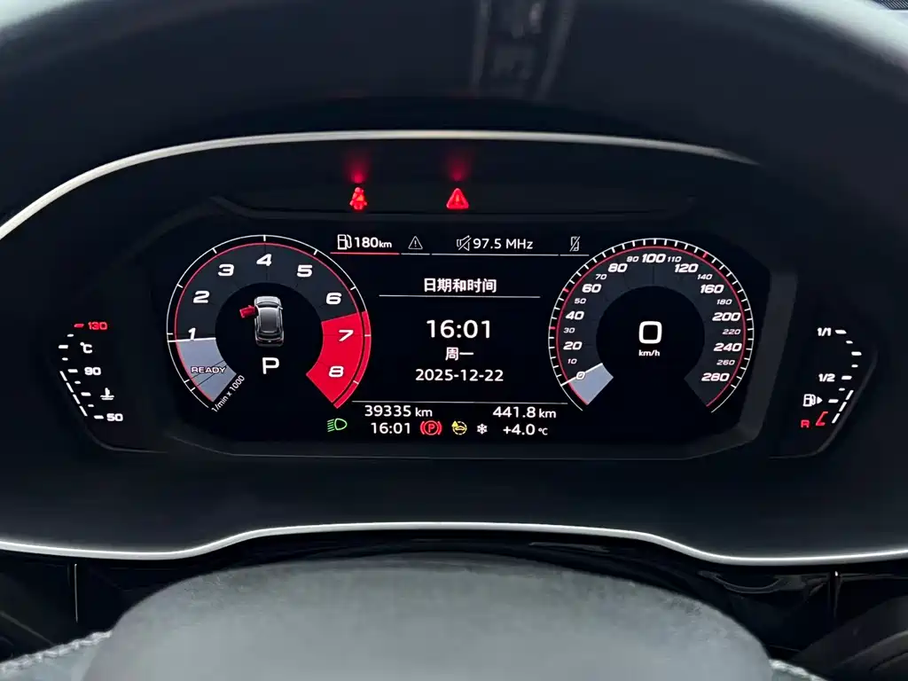 Audi Q3 2022 — фото 21