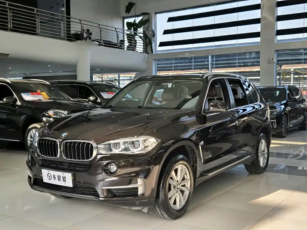 BMW X5 2019 — фото 1