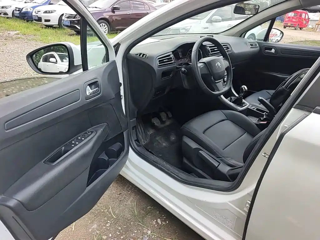 Citroën C4 Sega 2018 — фото 16