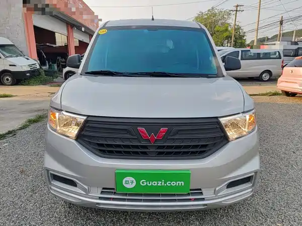 Wuling Hongguang V 2024
