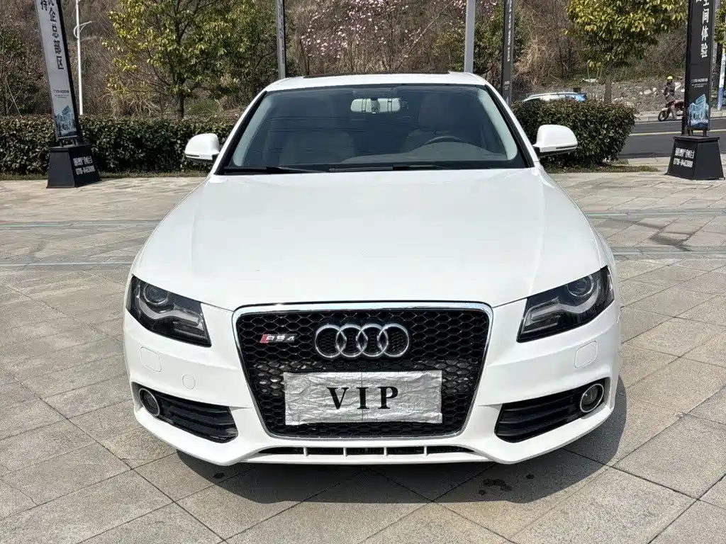 Audi A4L 2010